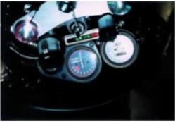 Usted circula conduciendo una 