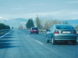 A mayor velocidad, es mayor e