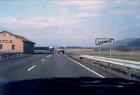 En esta va de dos sentidos y 