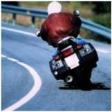 Usted circula conduciendo una 